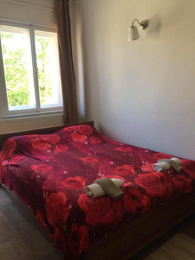 Nyugalmas Vendeghaz Apartment